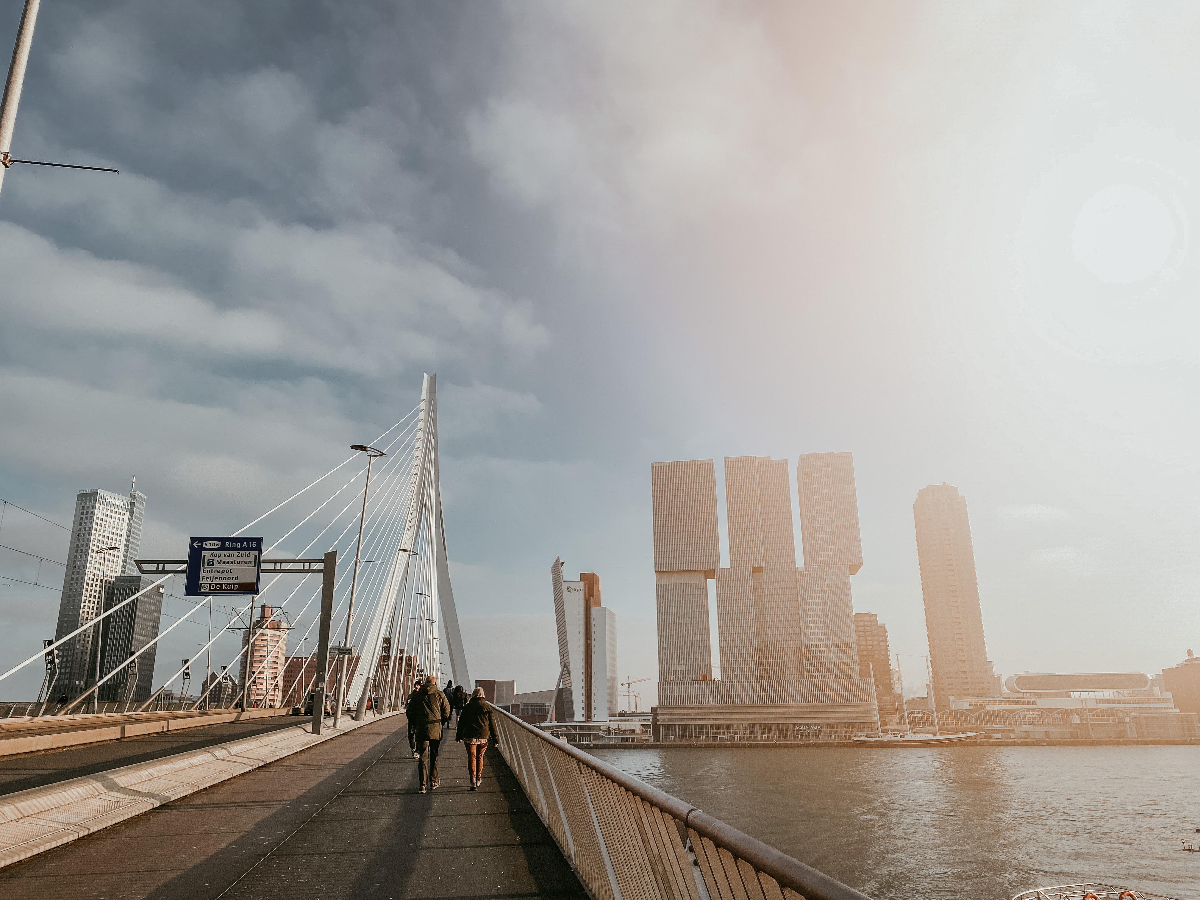 amy-dekker-olifRM7qpuk-unsplash